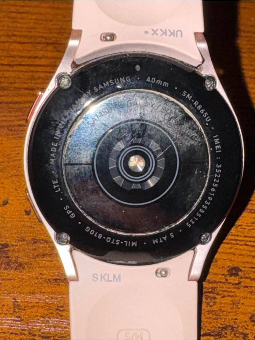 Samsung Galaxy Watch4 Silver Case with Light Pink Beige Band